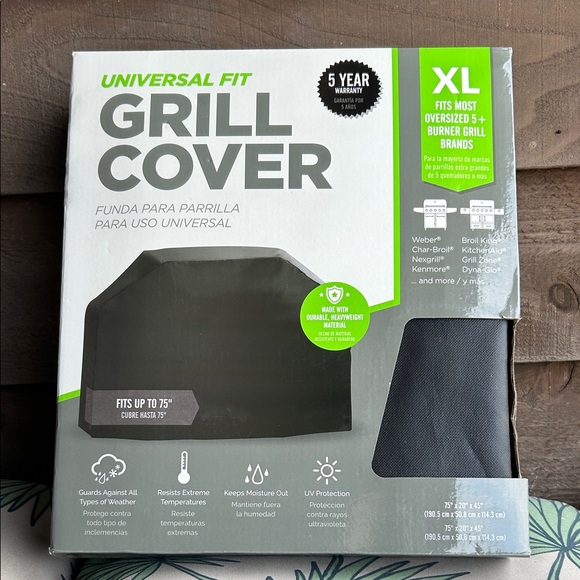 Other - Universal Fit XL Grill Cover